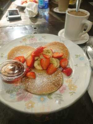 8 1/2 Caffe & Bottega