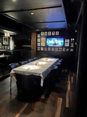 Carson's Ribs Prime Steaks & Famous Barbecue Of Chicago