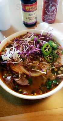 Be's Noodles & Banh Mi
