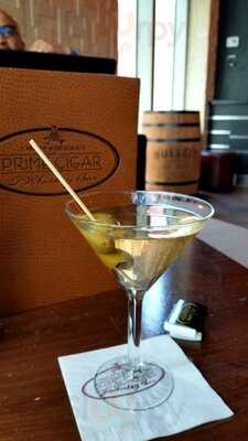 Prime Cigar & Whiskey Bar
