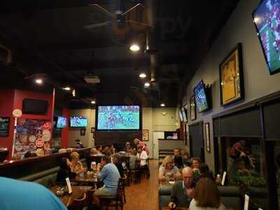 Oggi's Pizza & Brewing - Point Loma