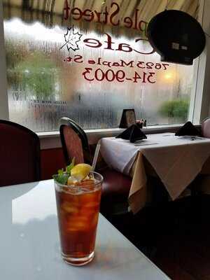 Maple Street Cafe