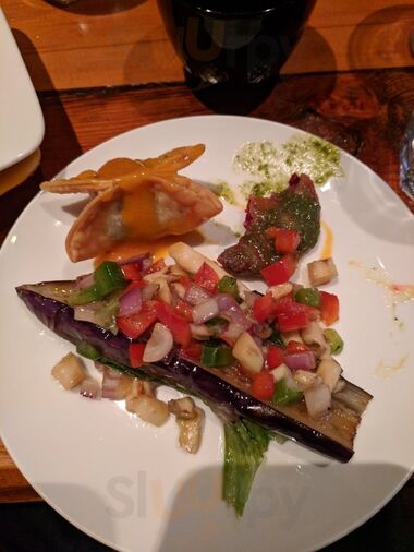 Luanne's Wild Ginger