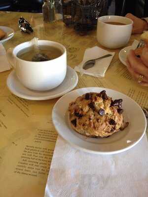 Mon Petit Cheri Bakery And Kitchen