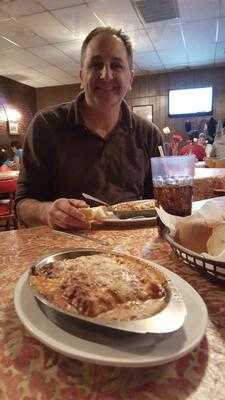 Erio's Pizza & Restaurant