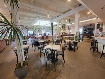 Auction House Market