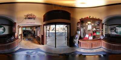 Lumpys Downtown - Sports Bar And Grill