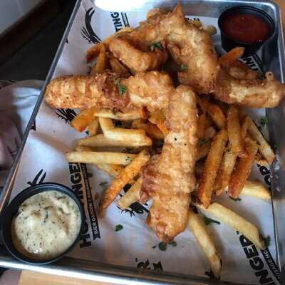 Hoptinger Bier Garden & Sausage House