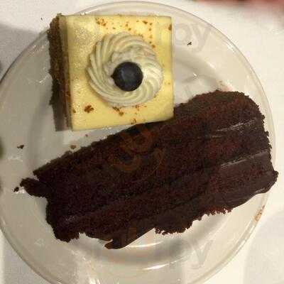 10 Thomas Restaurant