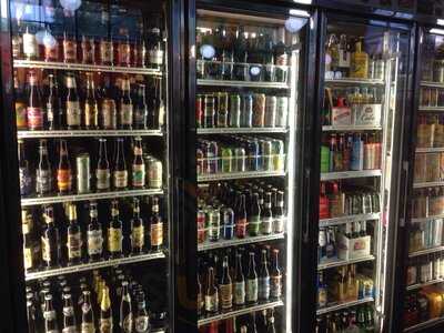 Rhino Market And Deli