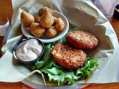 Boardwalk Billy's Raw Bar And Ribs