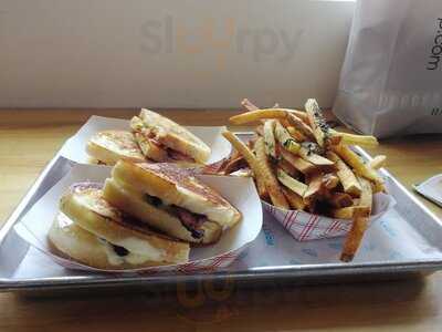 Roxy's Gourmet Grilled Cheese