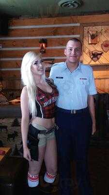 Twin Peaks Restaurants