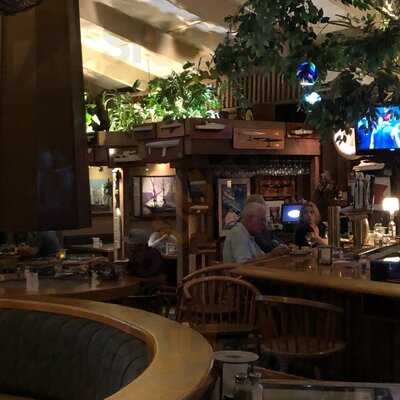 Fiddler's Green Restaurant