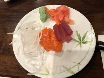 Aki Japanese Fusion Restaurant