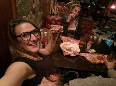 Lost Lake Cafe & Lounge