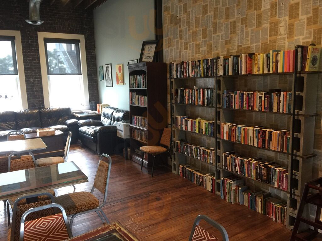 Porter Books & Bread