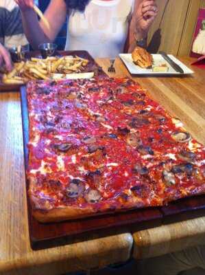 Santucci's Original Square Pizza