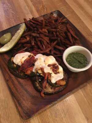 Santucci's Original Square Pizza