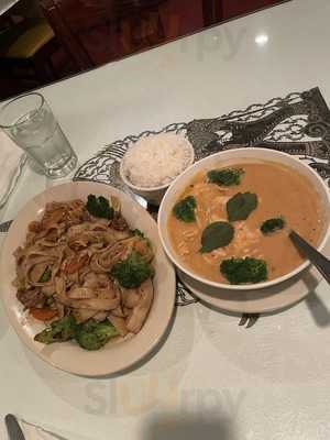 Lemon Grass Thai Cuisine