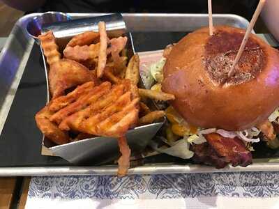 Guy Fieri's Vegas Kitchen & Bar