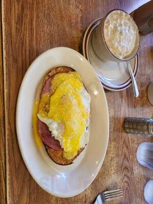 Tee Jaye's Country Place