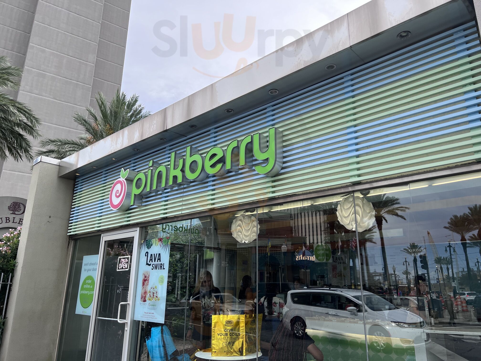 Pinkberry Frozen Yogurt
