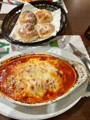 Giovanni's Family Restaurante