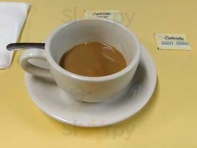 Johny's Luncheonette