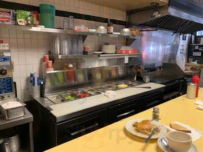 Johny's Luncheonette