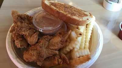 Guthrie's Chicken Fingers