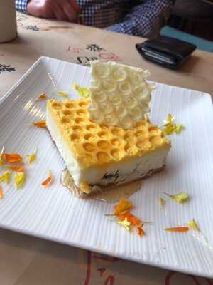 Lin Asian Bar And Dim Sum