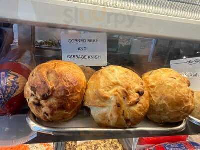 Mill Basin Kosher Deli