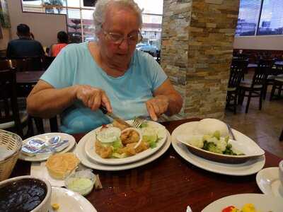 El Rinconcito Latino