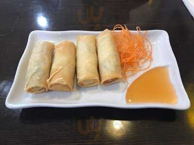 Hana Japanese Fusion Sushi & Grill