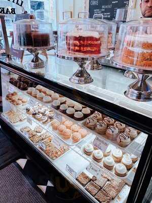 Little Cupcake Bakeshop