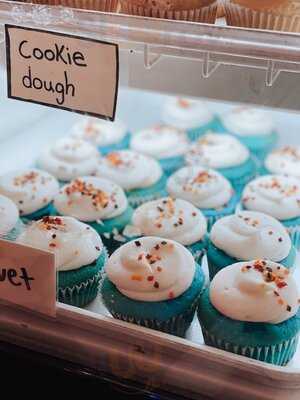 Little Cupcake Bakeshop