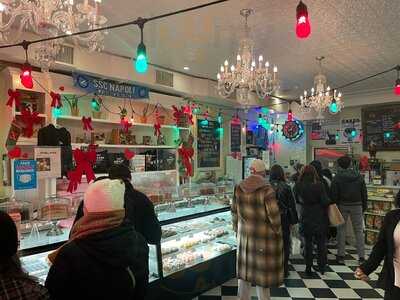 Little Cupcake Bakeshop