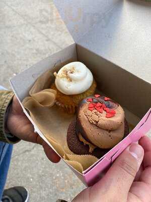 Little Cupcake Bakeshop