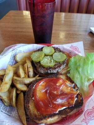 Fuddruckers