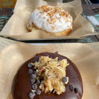 District Donuts, Sliders And Brew