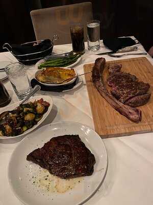 Fleming's Prime Steakhouse & Wine Bar
