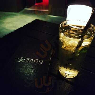 Stratus Lounge