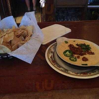 Round Corner Cantina