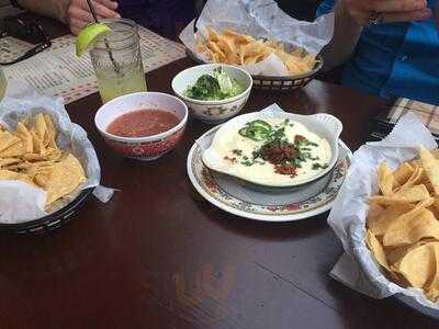 Round Corner Cantina