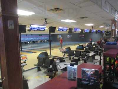 Blainbrook Entertainment Center