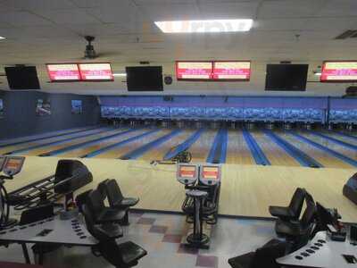 Blainbrook Entertainment Center