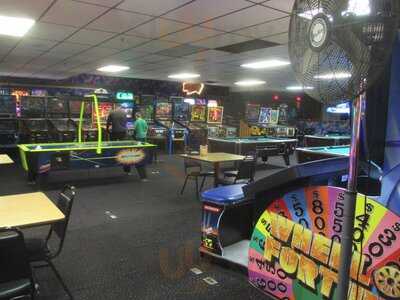 Blainbrook Entertainment Center