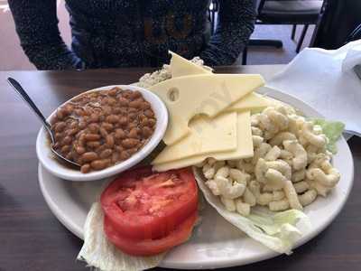 Chris' Deli Restaurant