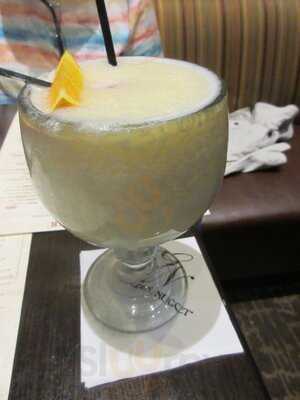 Claim Jumper Restaurants